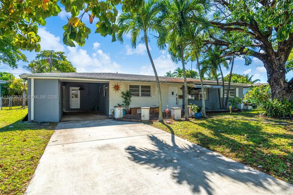 Photo of 2221 Alcazar Dr, Miramar, FL 33023 (MLS # A11992878)