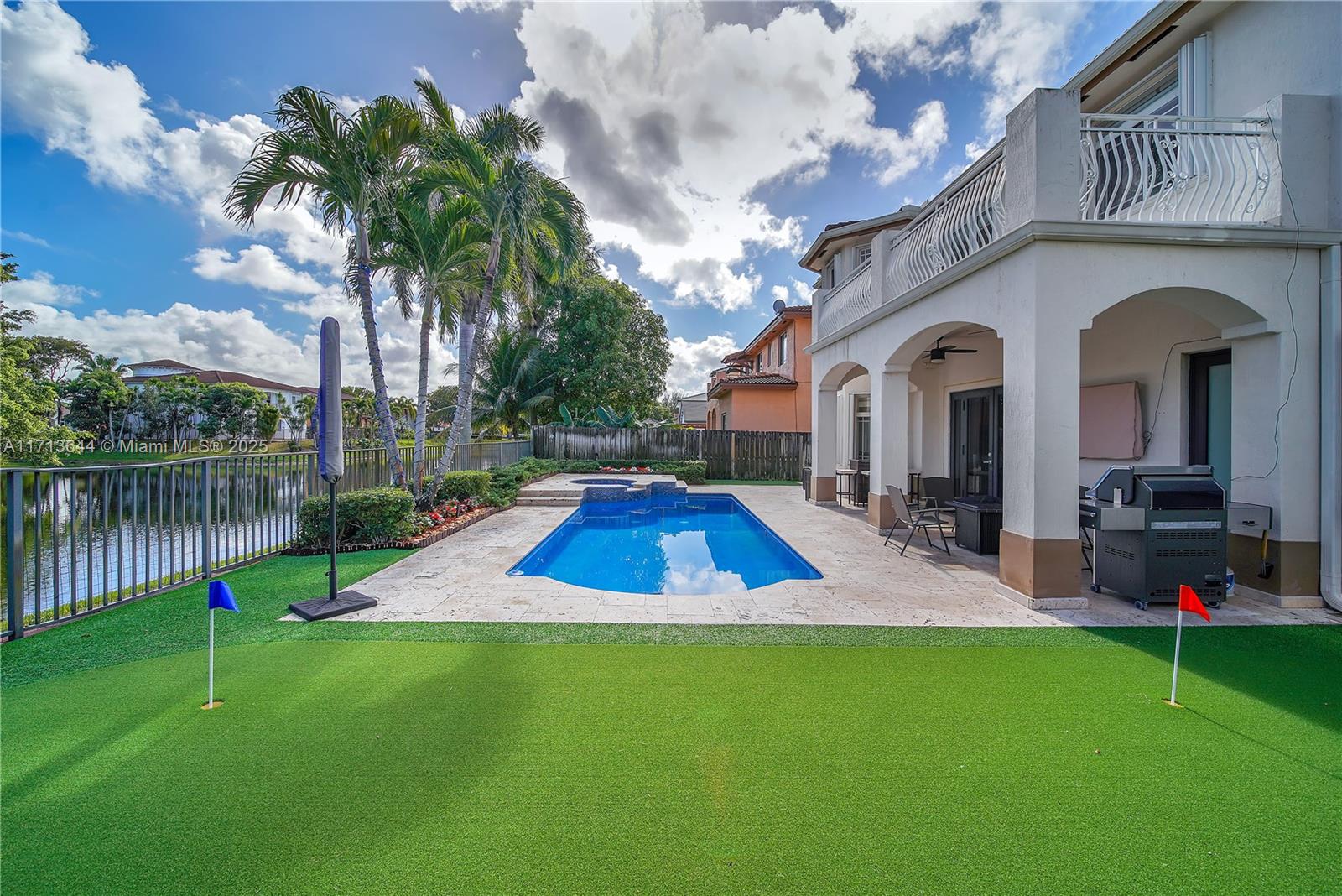 6423 Sw 162nd Path, Miami, Broward County, Florida - 4 Bedrooms  
4 Bathrooms - 