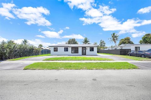 4480 NW 201st St Miami Gardens FL 33055