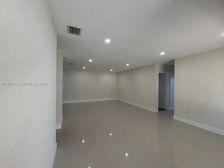 FAIRWAY PARK SEC 3 - Residential Lease