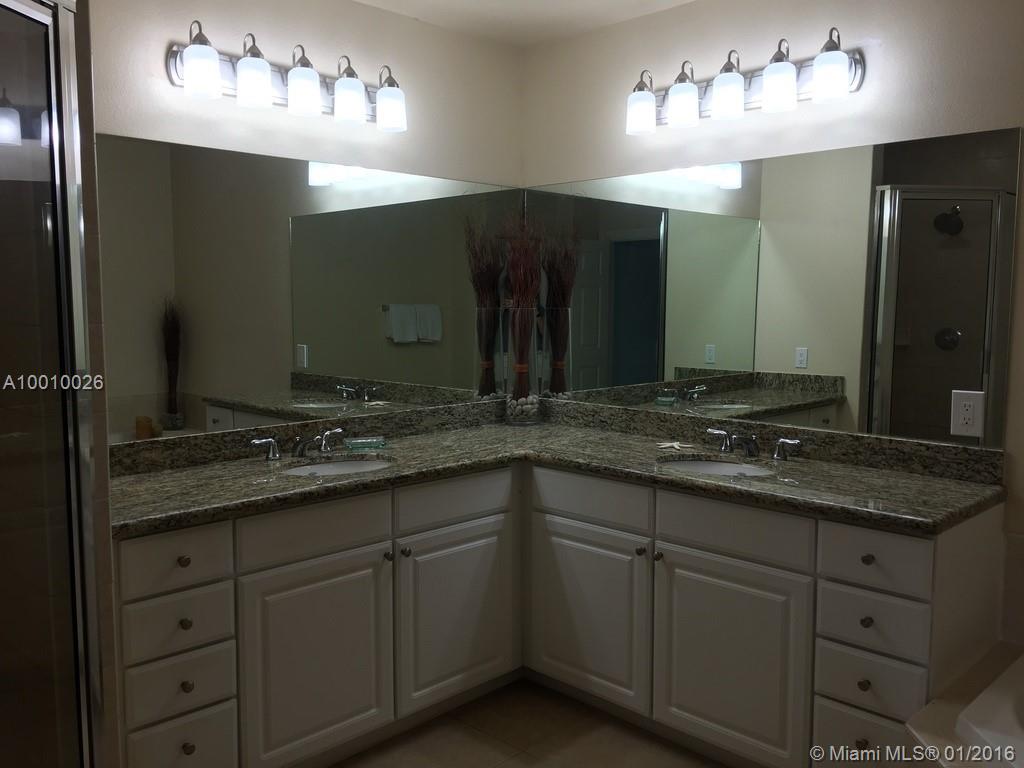 Alaqua Condo - Residential Lease