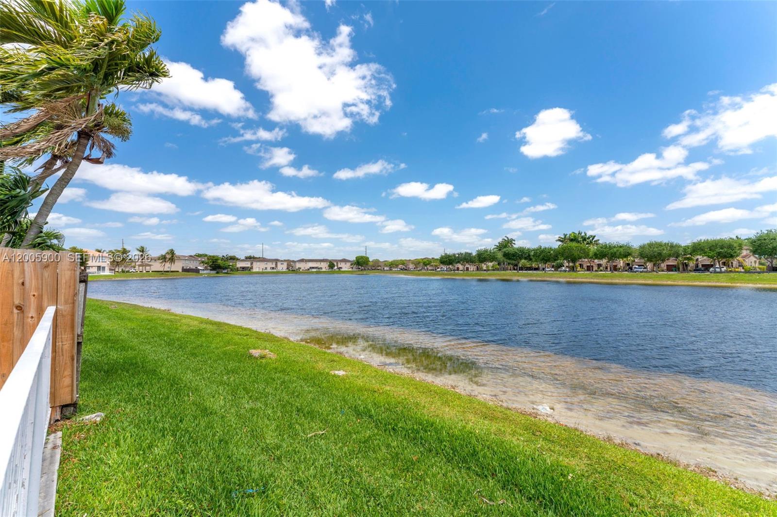 AB AT TAMIAMI TRAIL PHASE - Residential