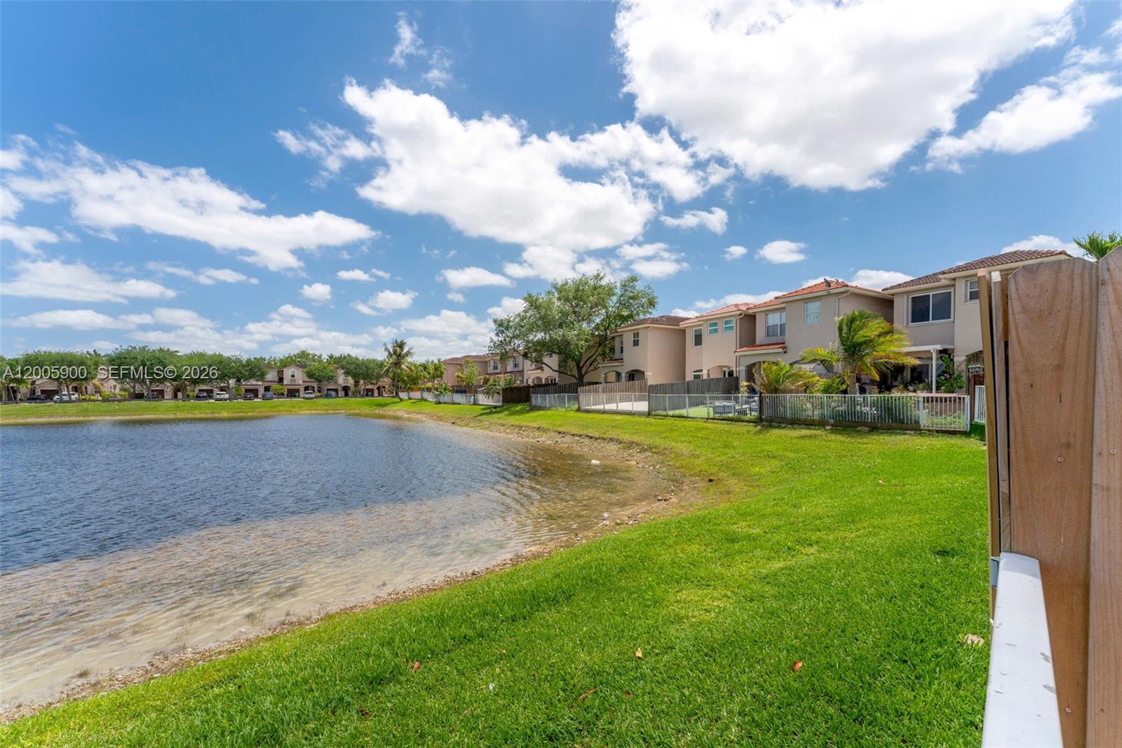 AB AT TAMIAMI TRAIL PHASE - Residential