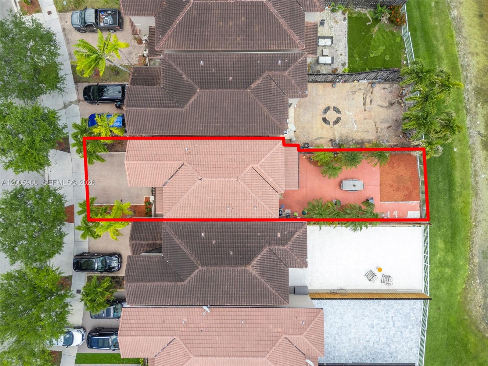 AB AT TAMIAMI TRAIL PHASE - Residential