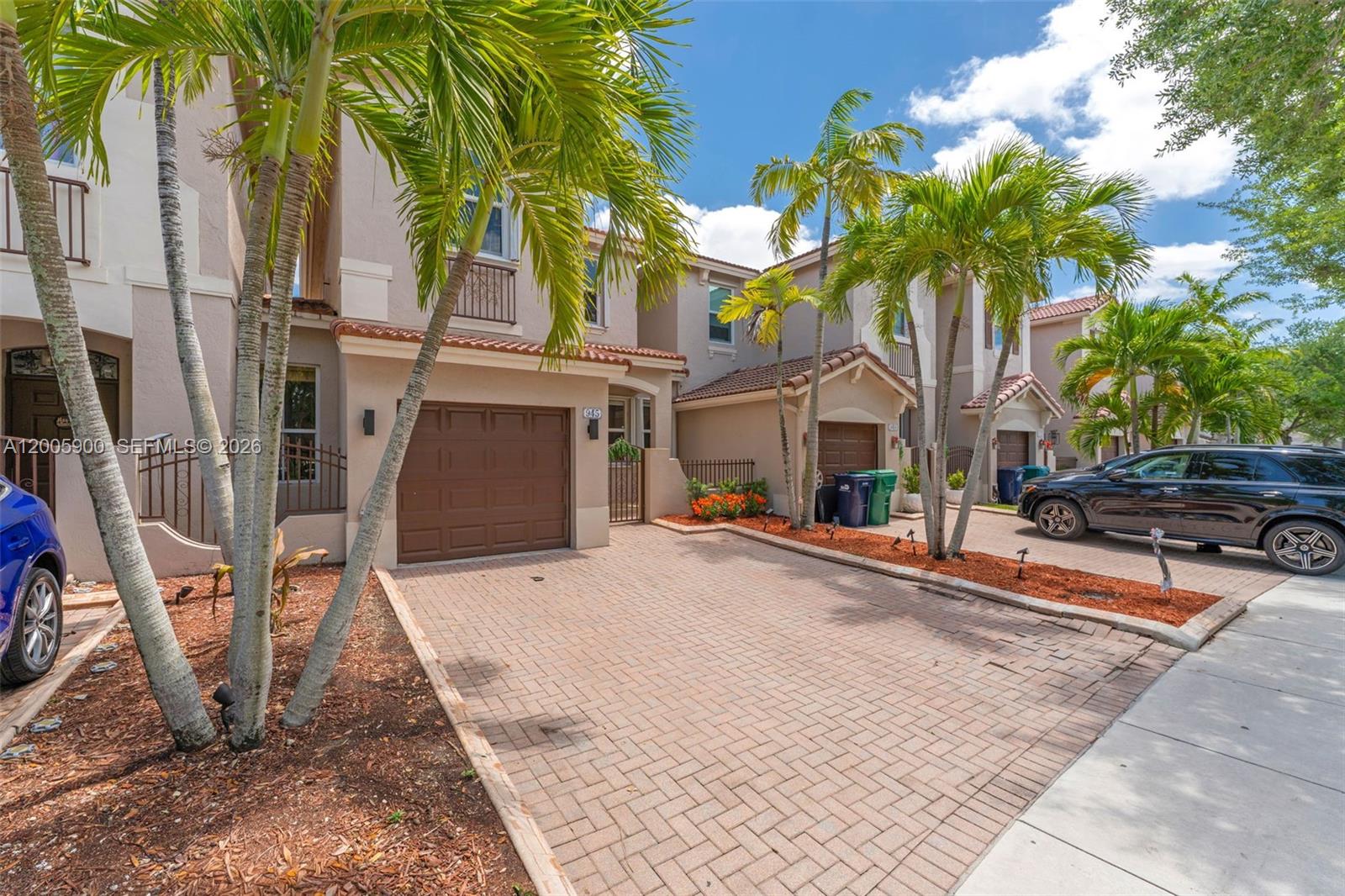 AB AT TAMIAMI TRAIL PHASE - Residential