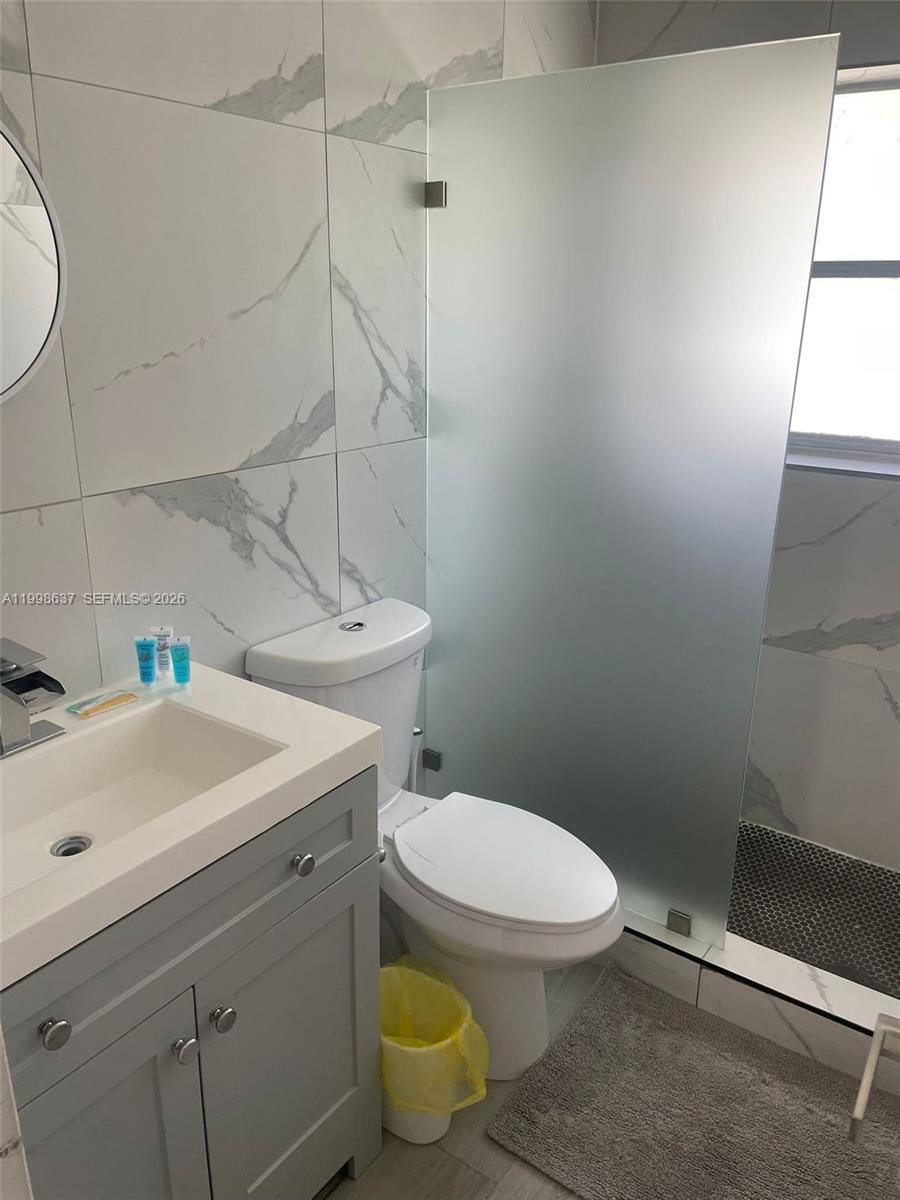 POINCIANA PK AMEN PL BLKS - Residential