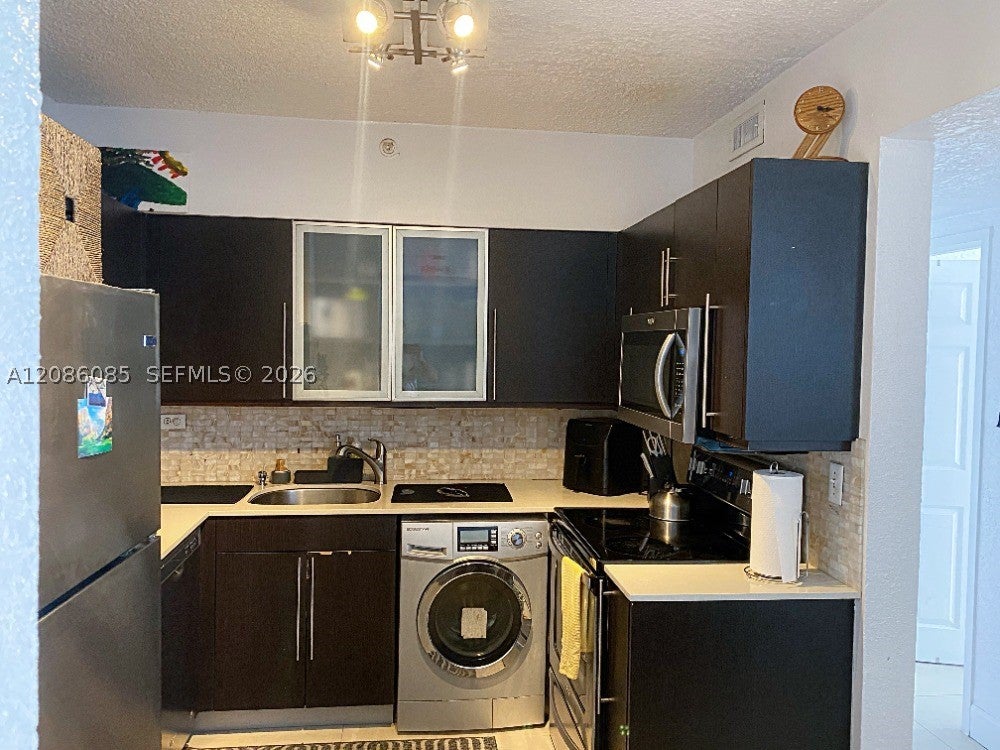 1500 Bay Rd 1222S