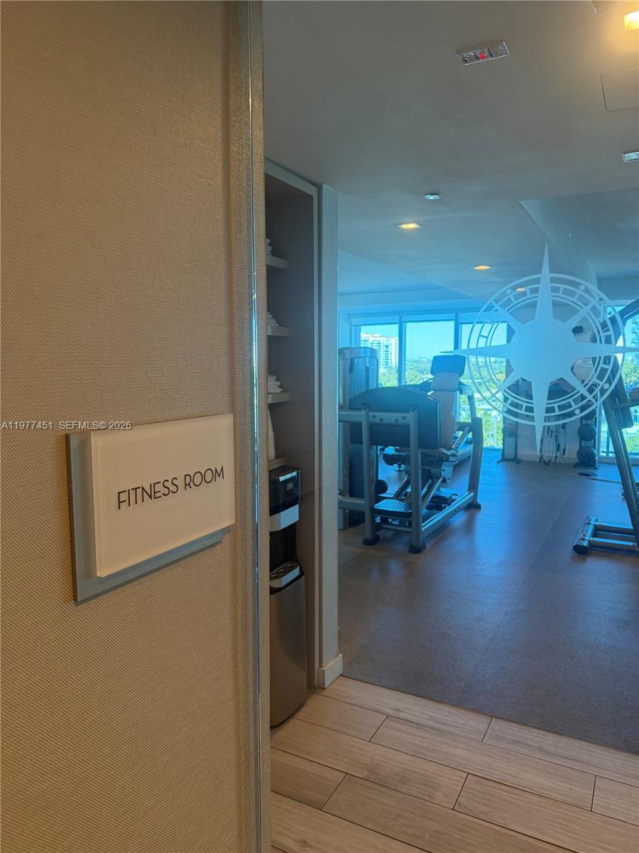 551 FLB CONDOMINIUM RESID - Residential