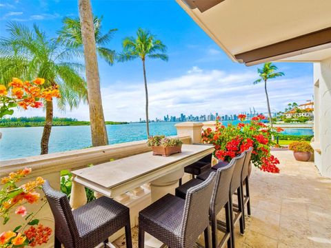 2416 Fisher Island Dr 5106 Miami Beach FL 33109