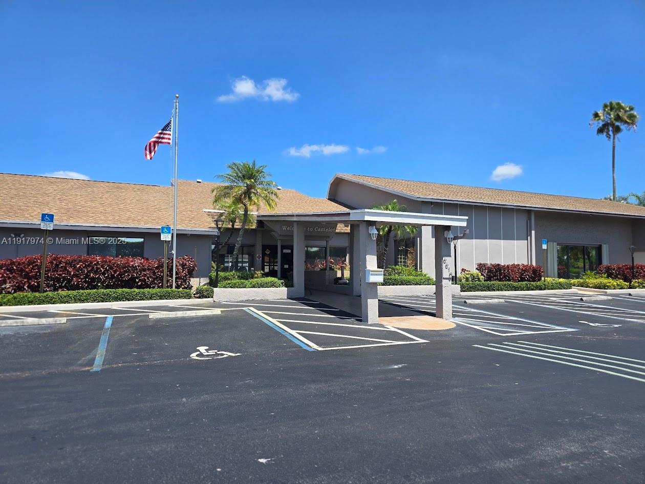 CAMELOT VILLAGE SEC 1 - Residential