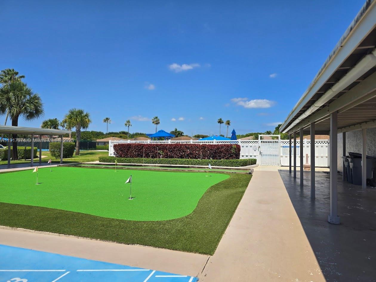 CAMELOT VILLAGE SEC 1 - Residential