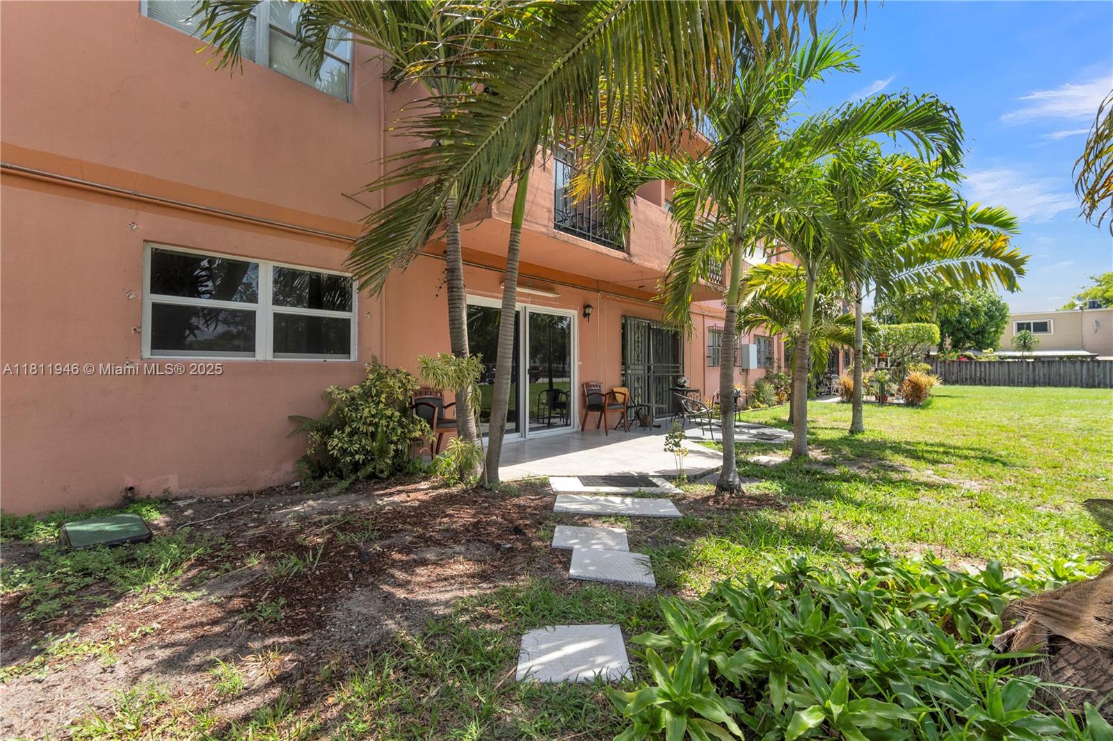 EL PALMAR CONDO - Residential