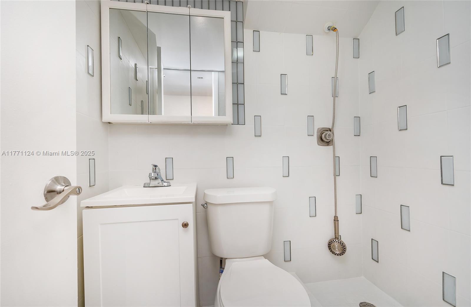 FONTAINEBLEAU PARK WEST V - Residential