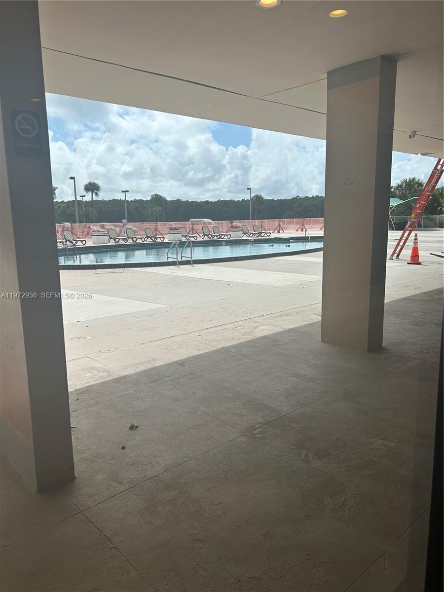 400 Kings Point Dr 1624