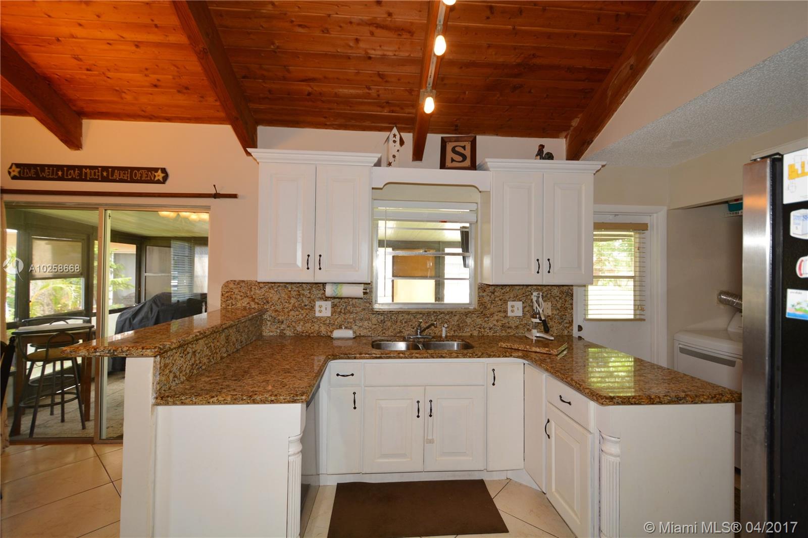 NOVA VILLAGE - Residential