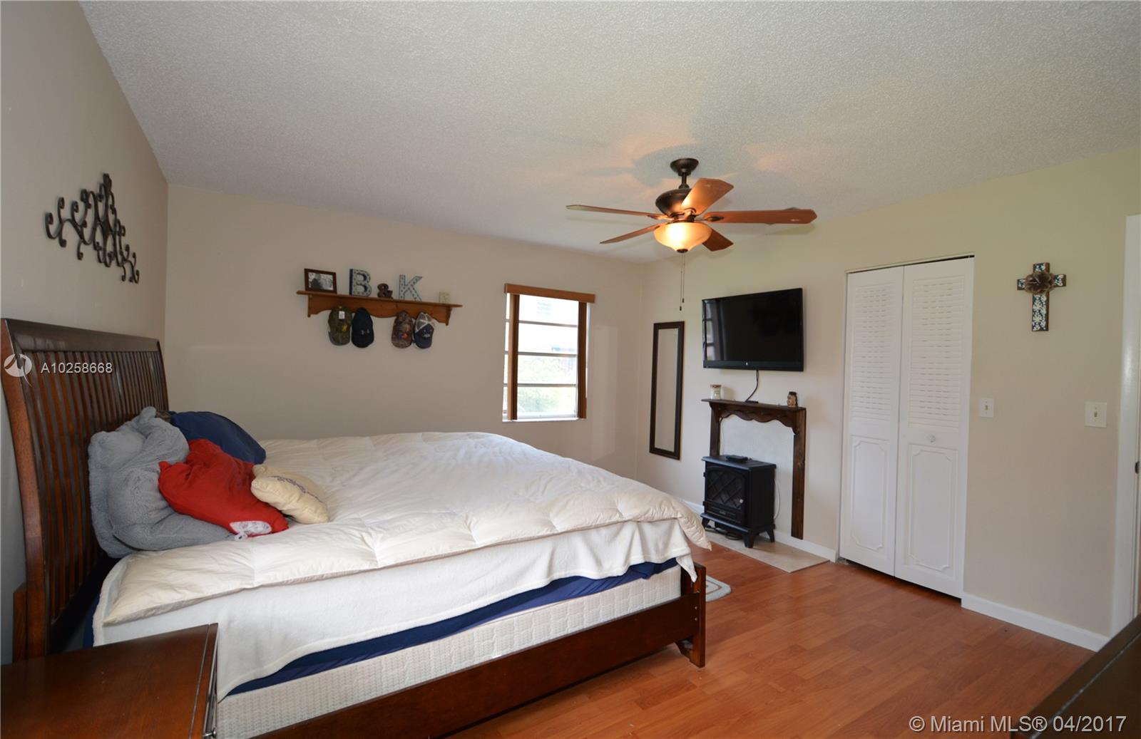 NOVA VILLAGE - Residential