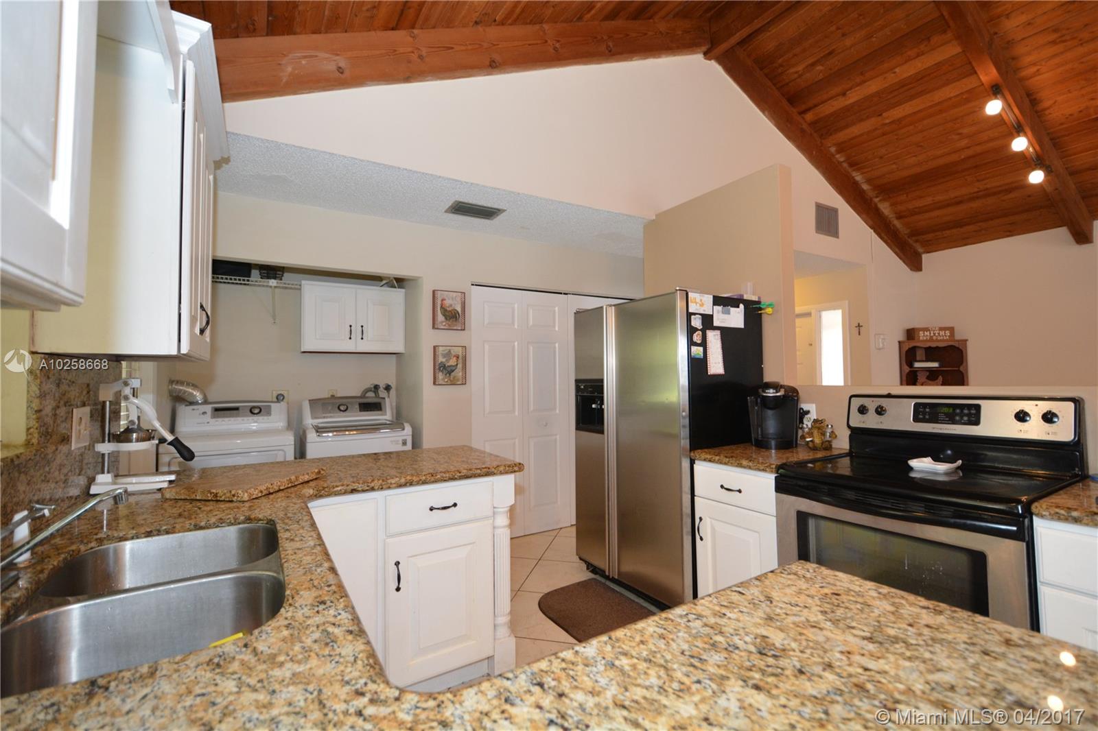 NOVA VILLAGE - Residential