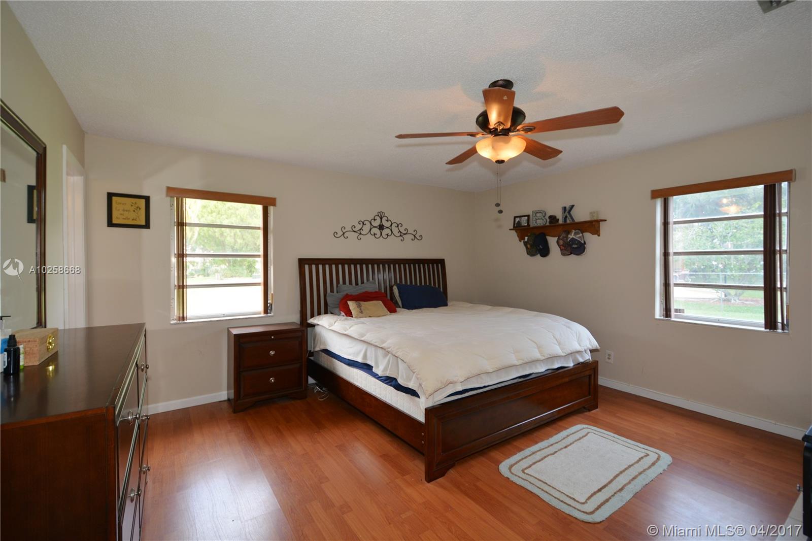 NOVA VILLAGE - Residential