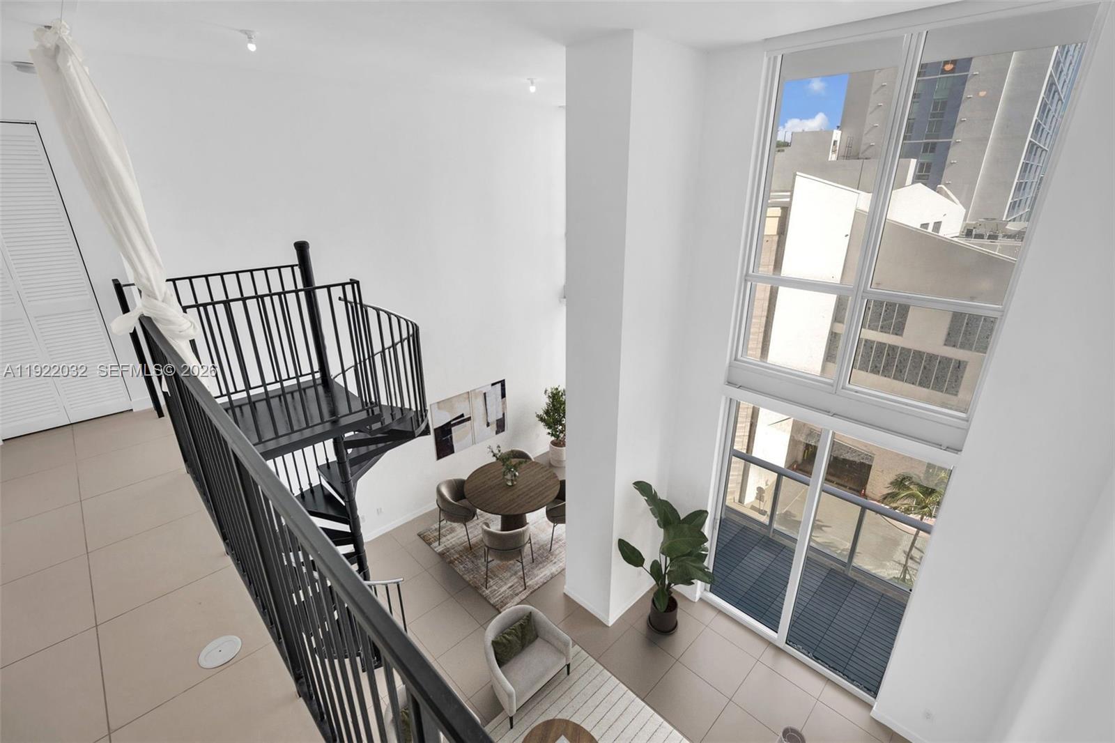 MET 1 CONDO - Residential