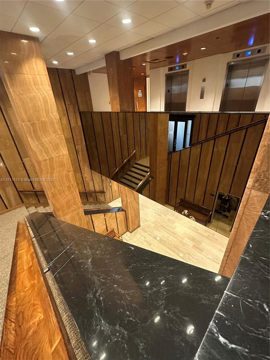 BRICKELL BAY CLUB CONDO - Residential