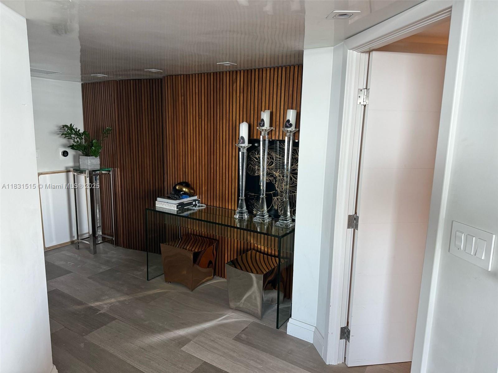 BRICKELL BAY CLUB CONDO - Residential