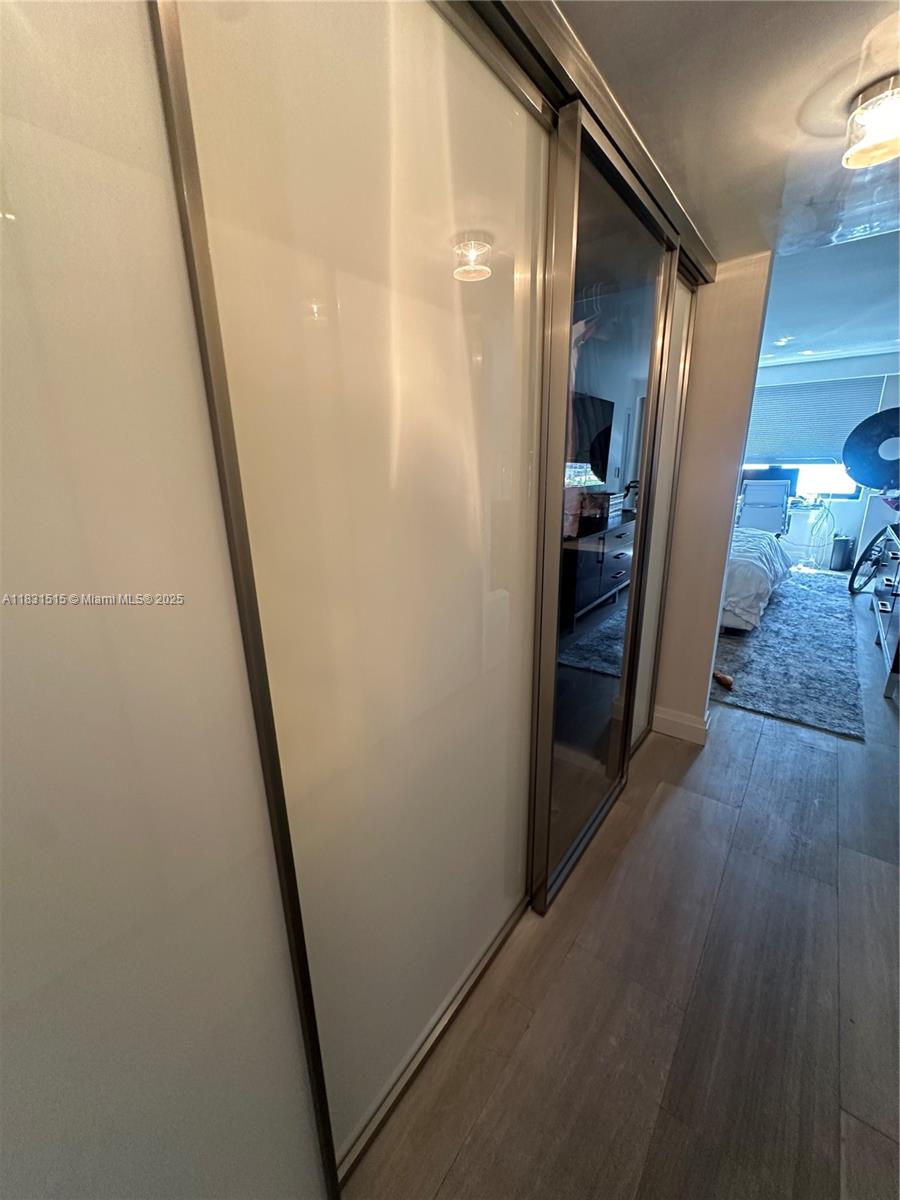 BRICKELL BAY CLUB CONDO - Residential