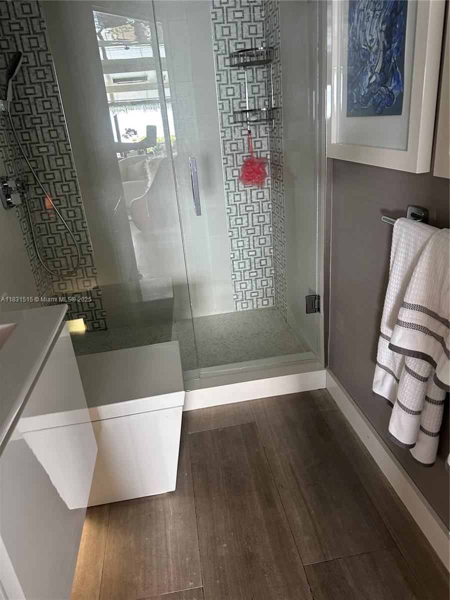 BRICKELL BAY CLUB CONDO - Residential