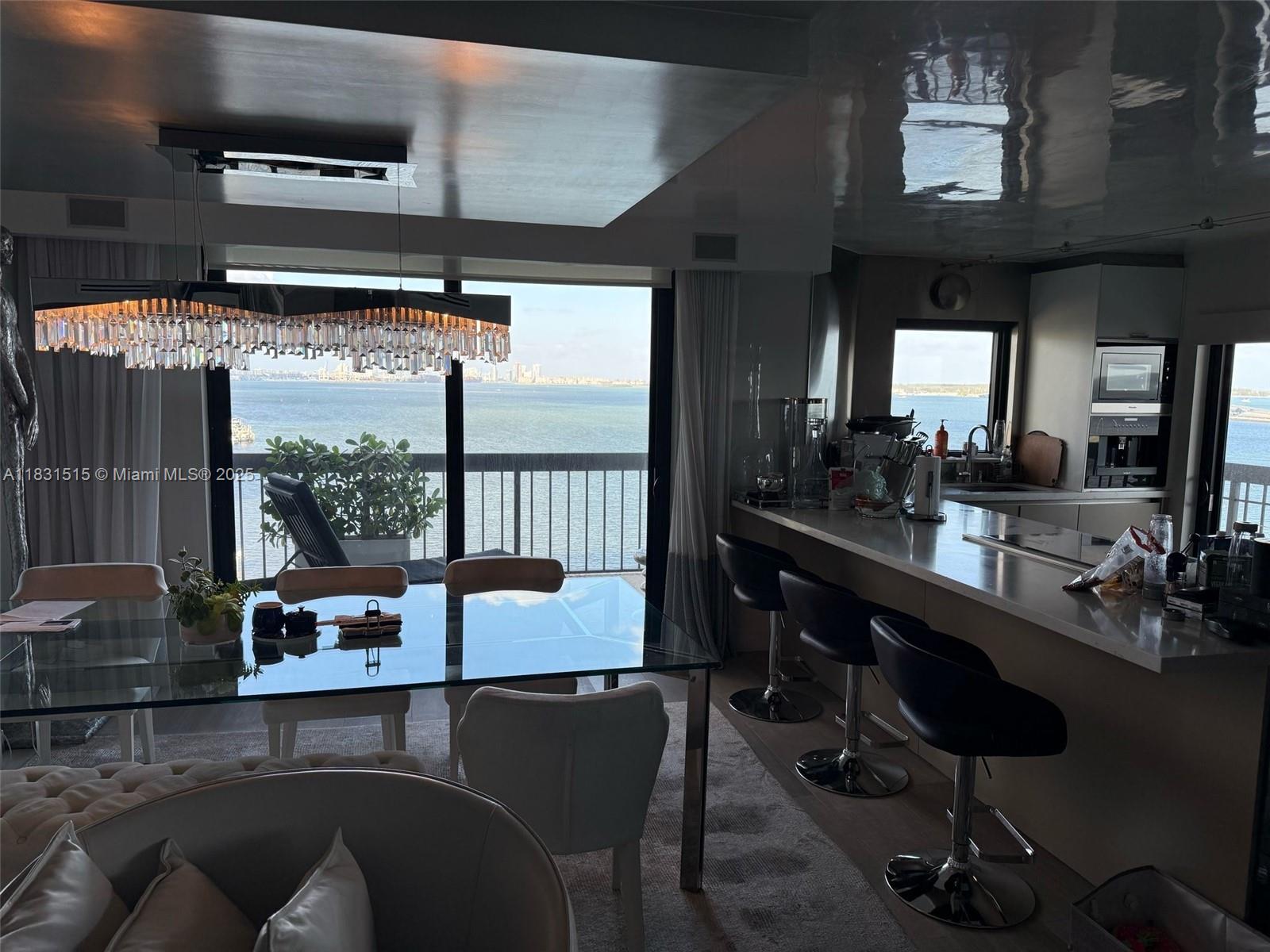 BRICKELL BAY CLUB CONDO - Residential