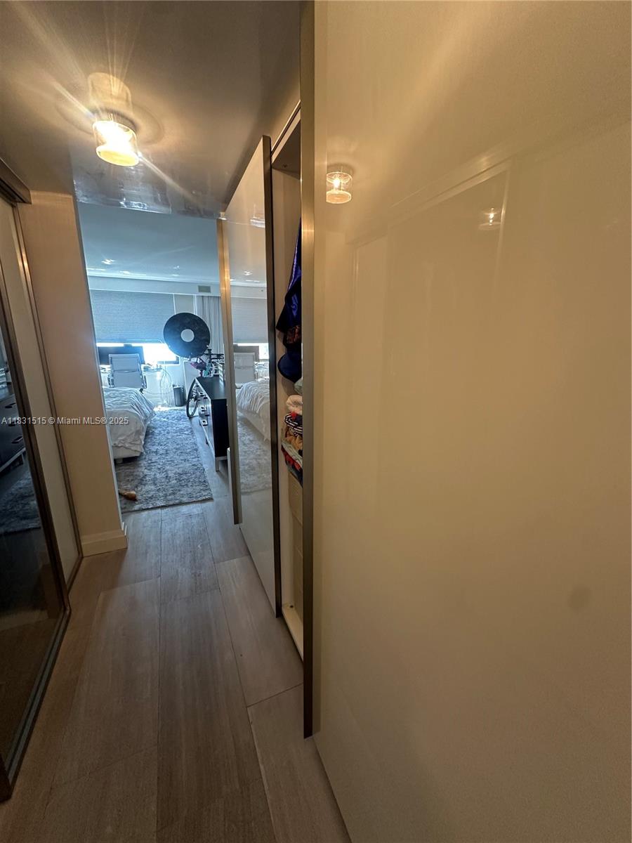 BRICKELL BAY CLUB CONDO - Residential