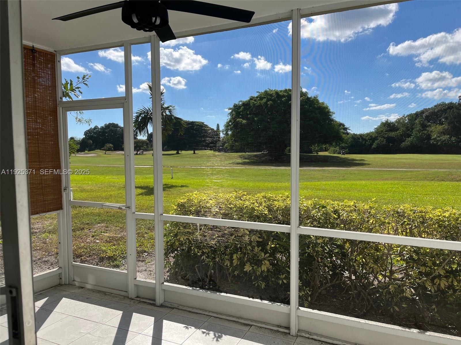 NO 9 PALM-AIRE COUNTRY CL - Residential Lease