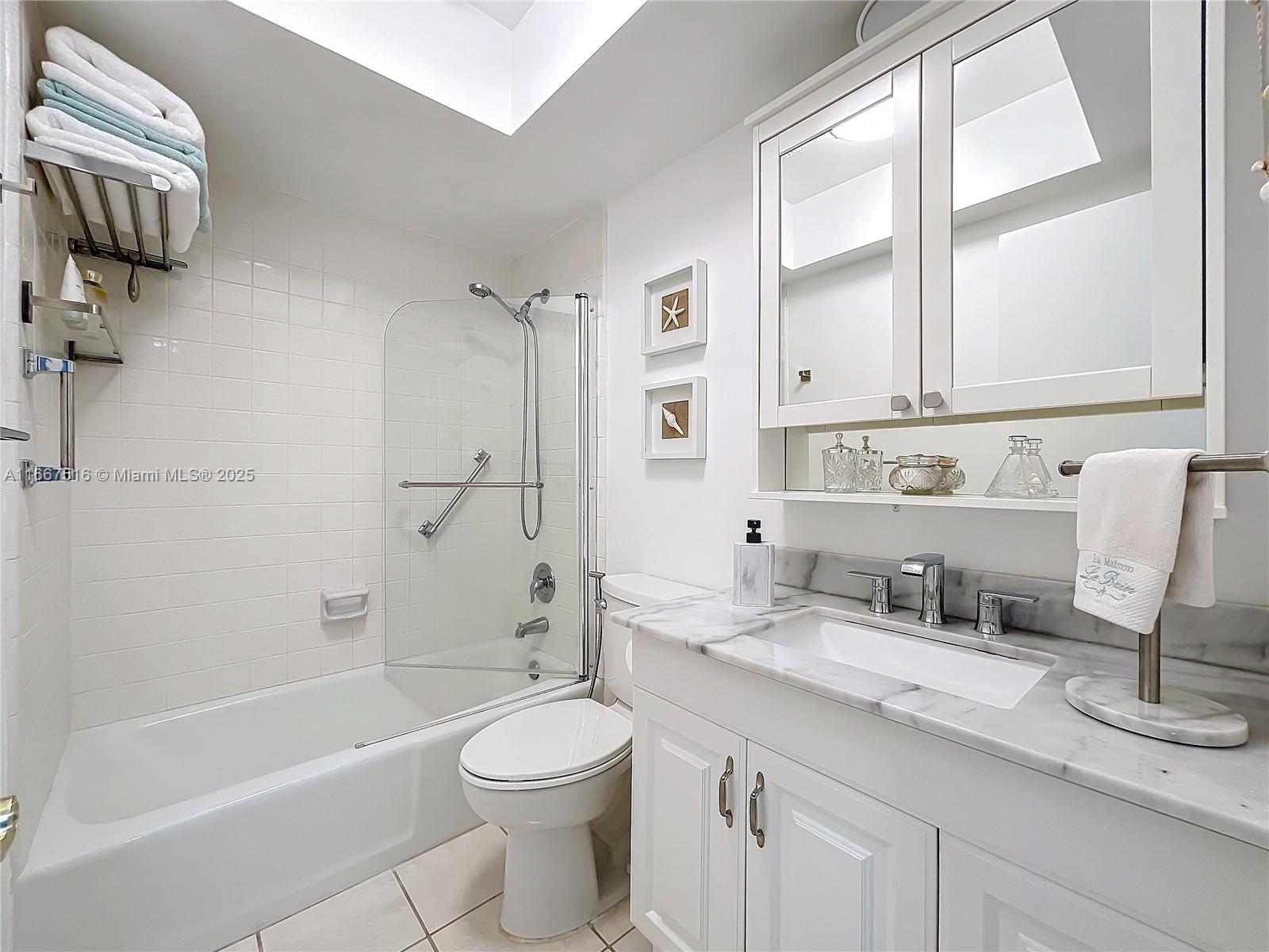 CYPRESS LAKE EAST 5 CO-OP - Residential