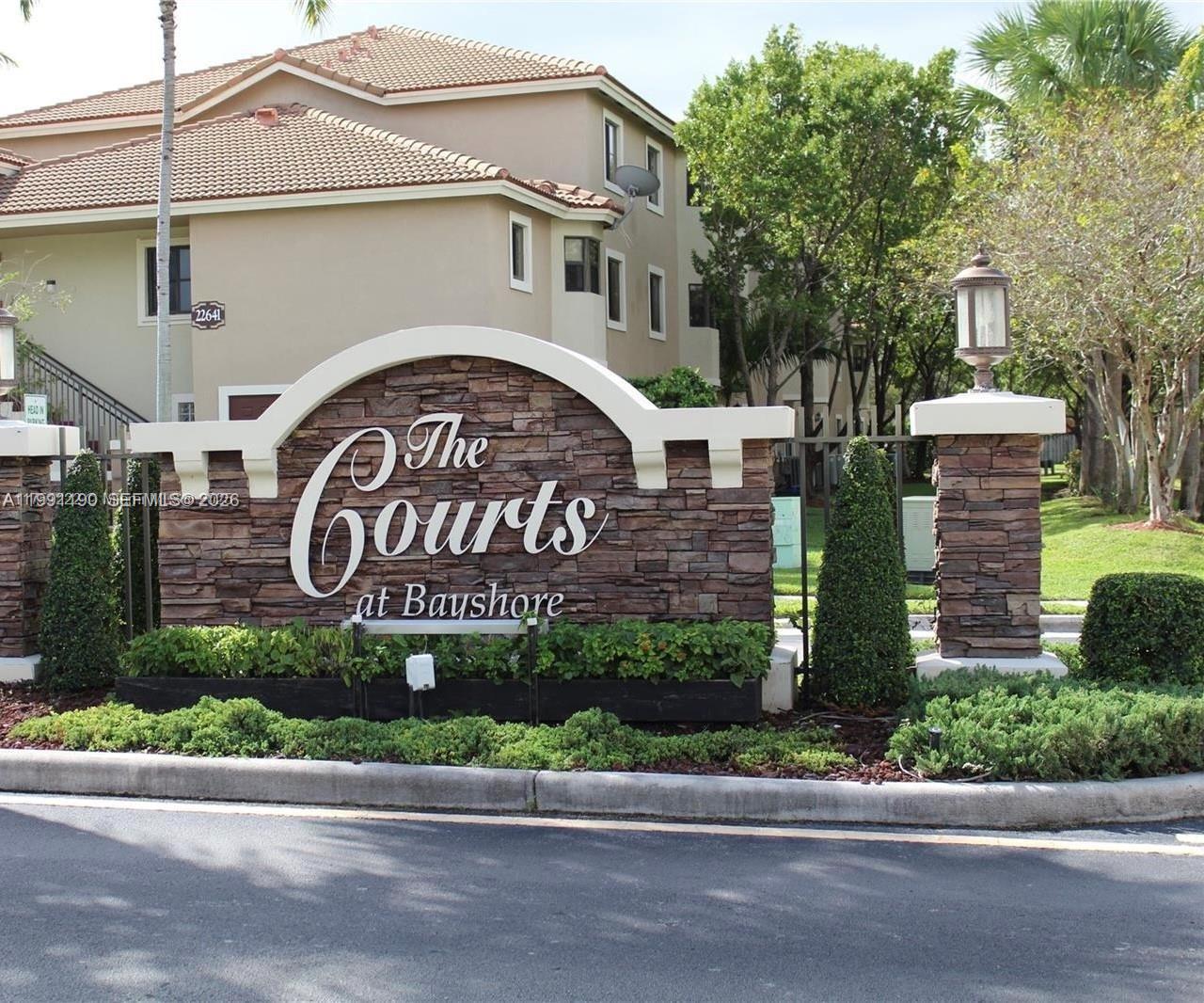 THE COURTS AT BAYSHORE II - Residential