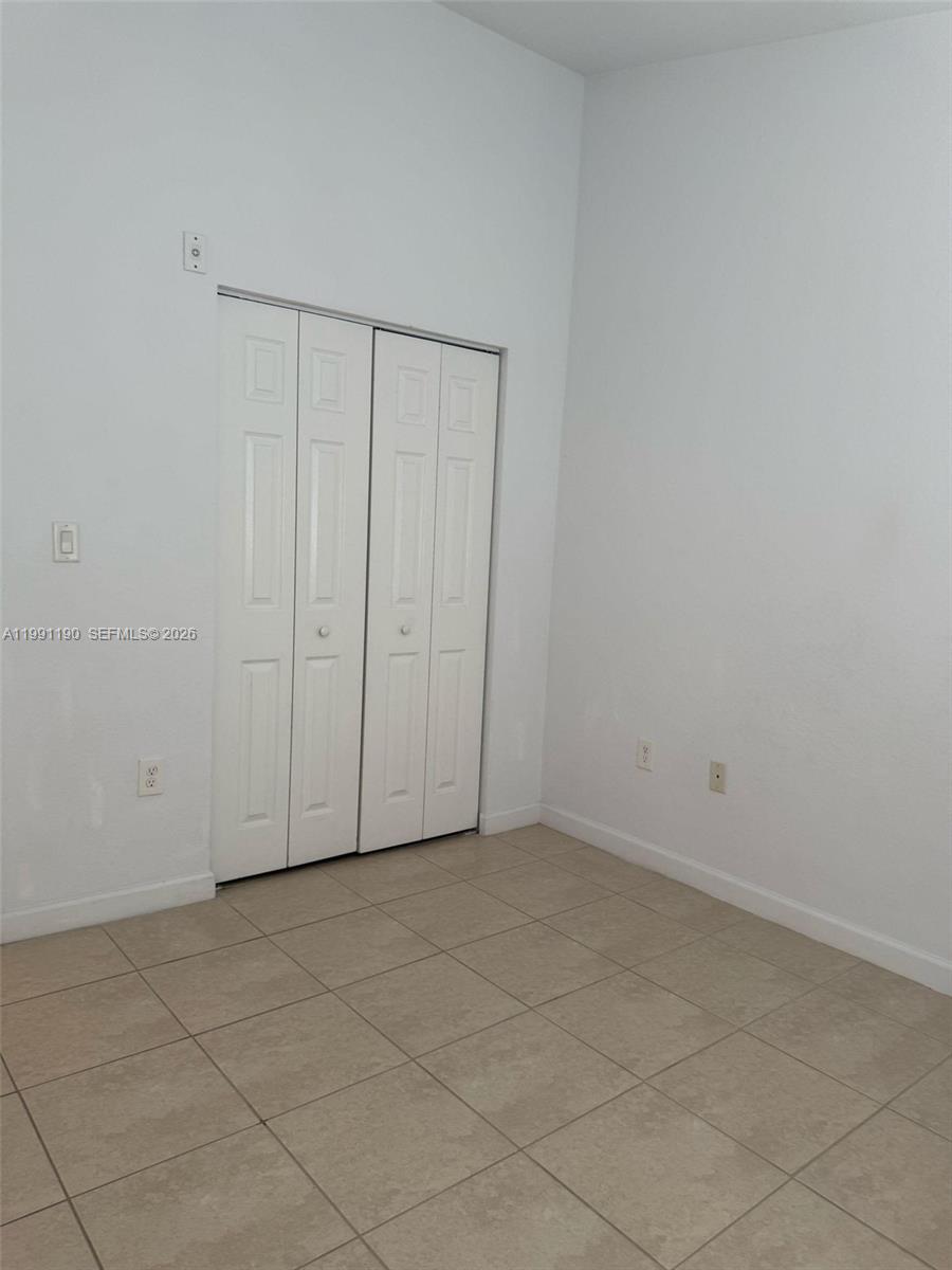 THE COURTS AT BAYSHORE II - Residential