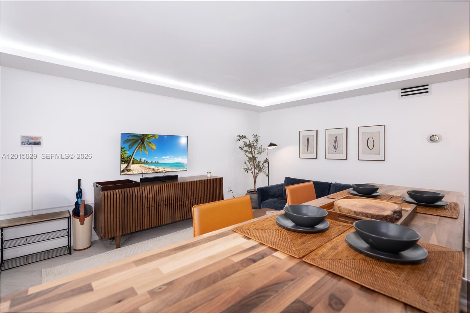 525 Meridian Ave 203
