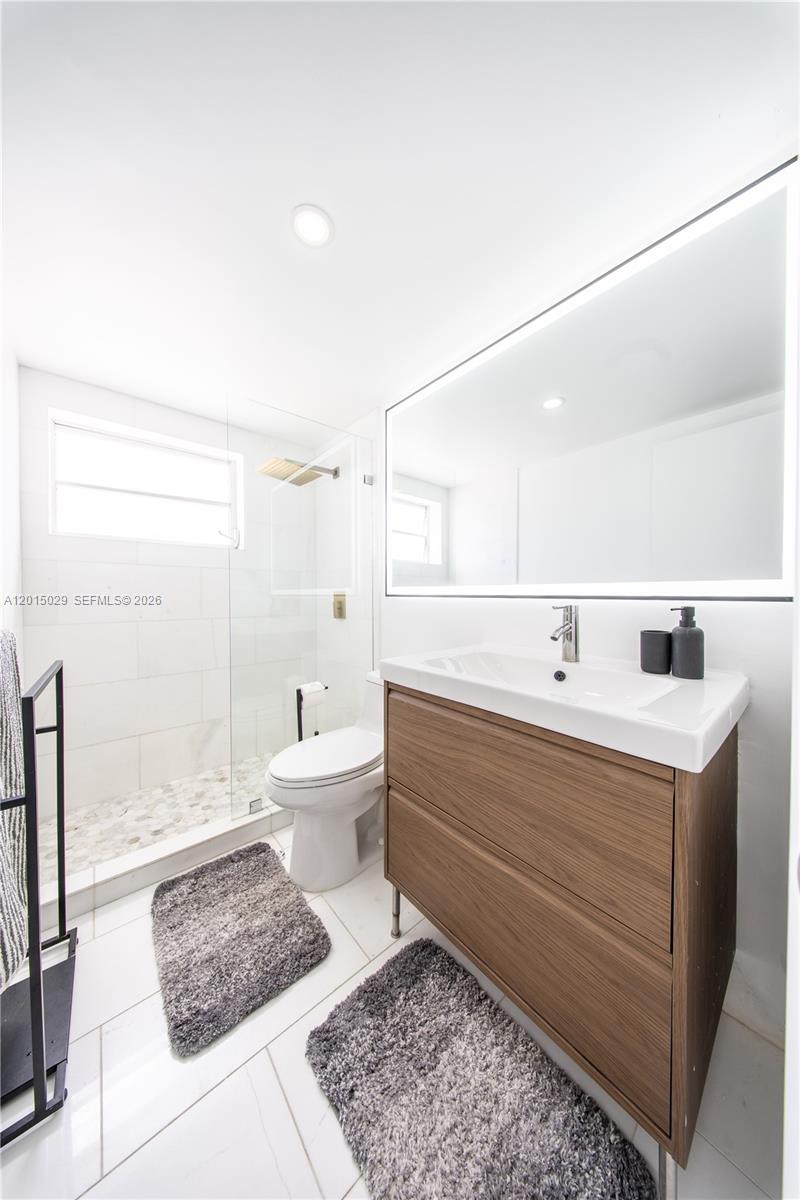 525 MERIDIAN CONDO - Residential Lease