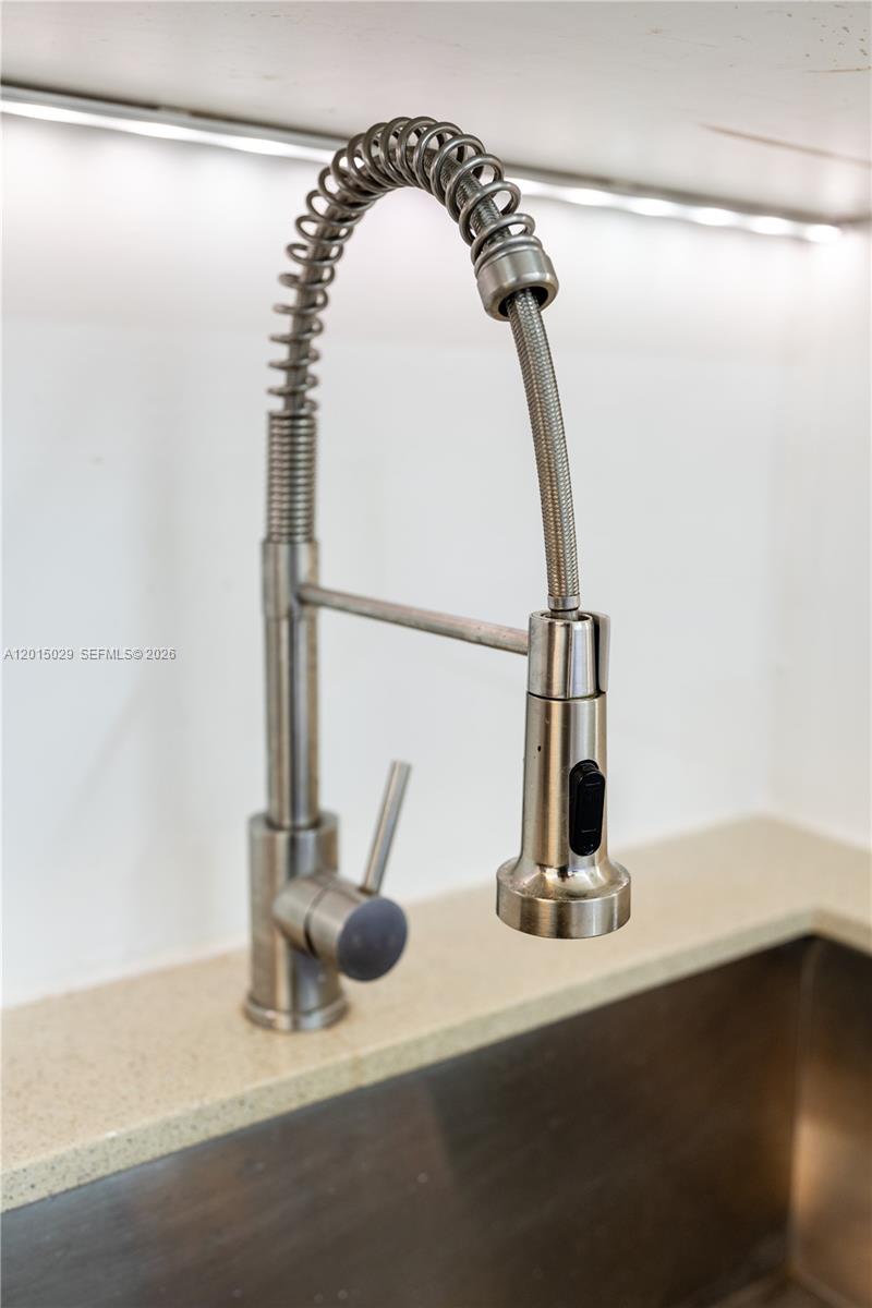 525 MERIDIAN CONDO - Residential Lease