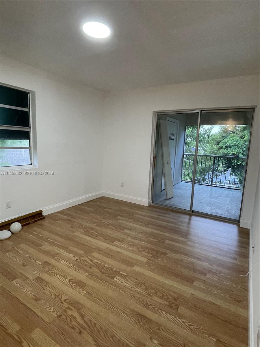 HAMMOCKS TRAILS CONDO - Residential