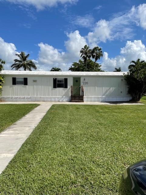 GATEWAY ESTATES PARK COND - Residential