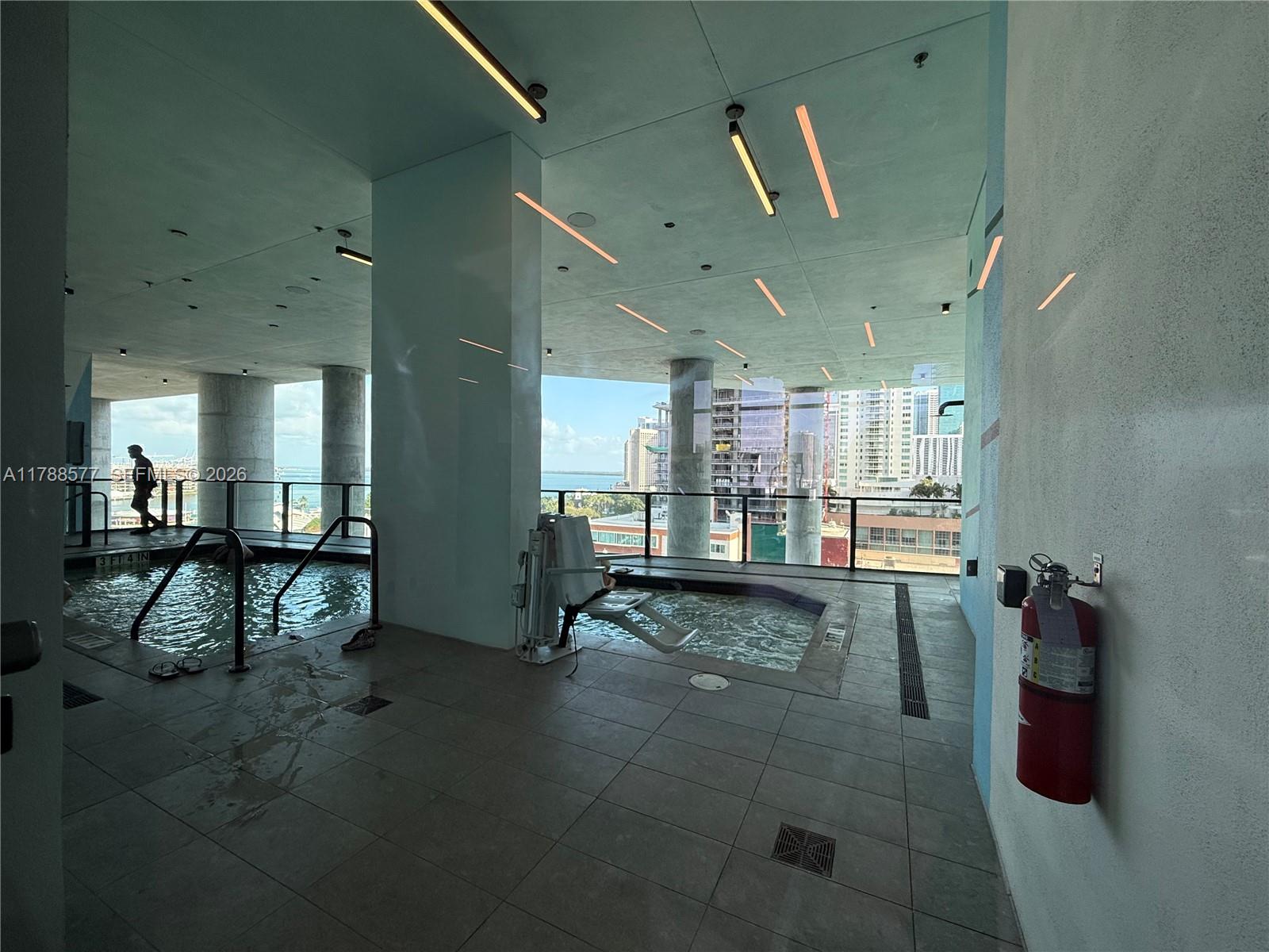 MAP OF MIAMI DADE CO. FL. - Residential