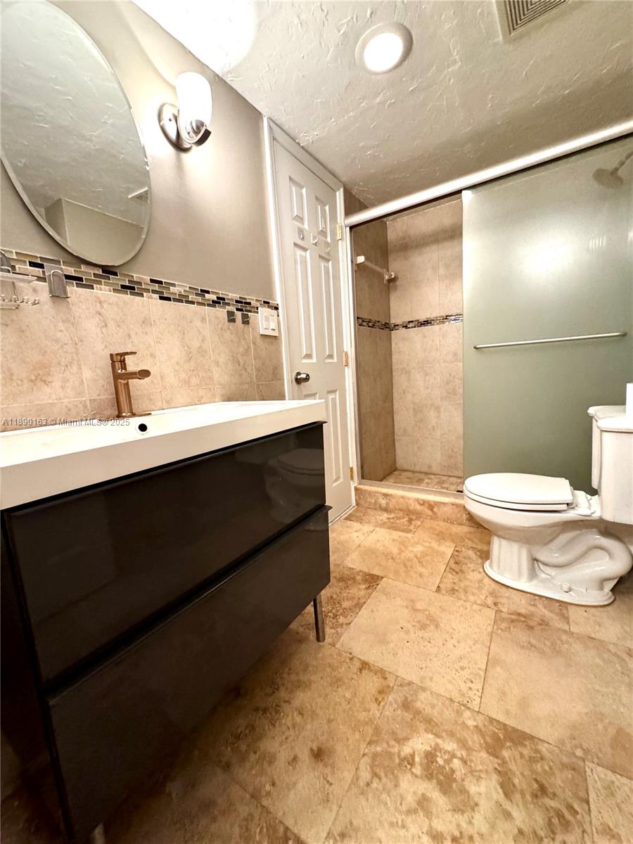 CORAL ISLE WEST CONDO - Residential