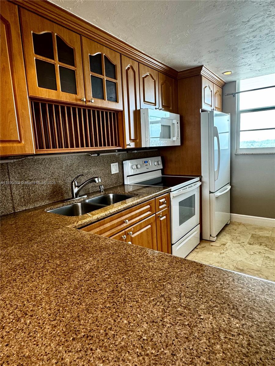 CORAL ISLE WEST CONDO - Residential