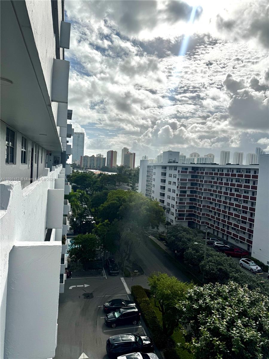 CORAL ISLE WEST CONDO - Residential