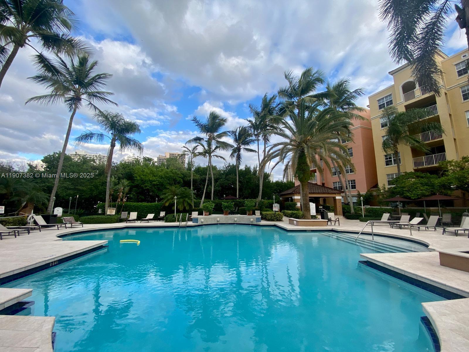 THE YACHT CLUB AT AVENTUR - Residential