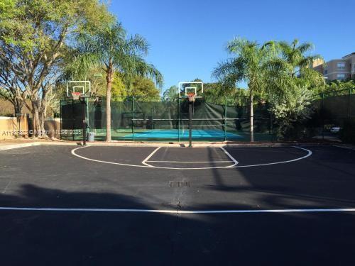 THE YACHT CLUB AT AVENTUR - Residential