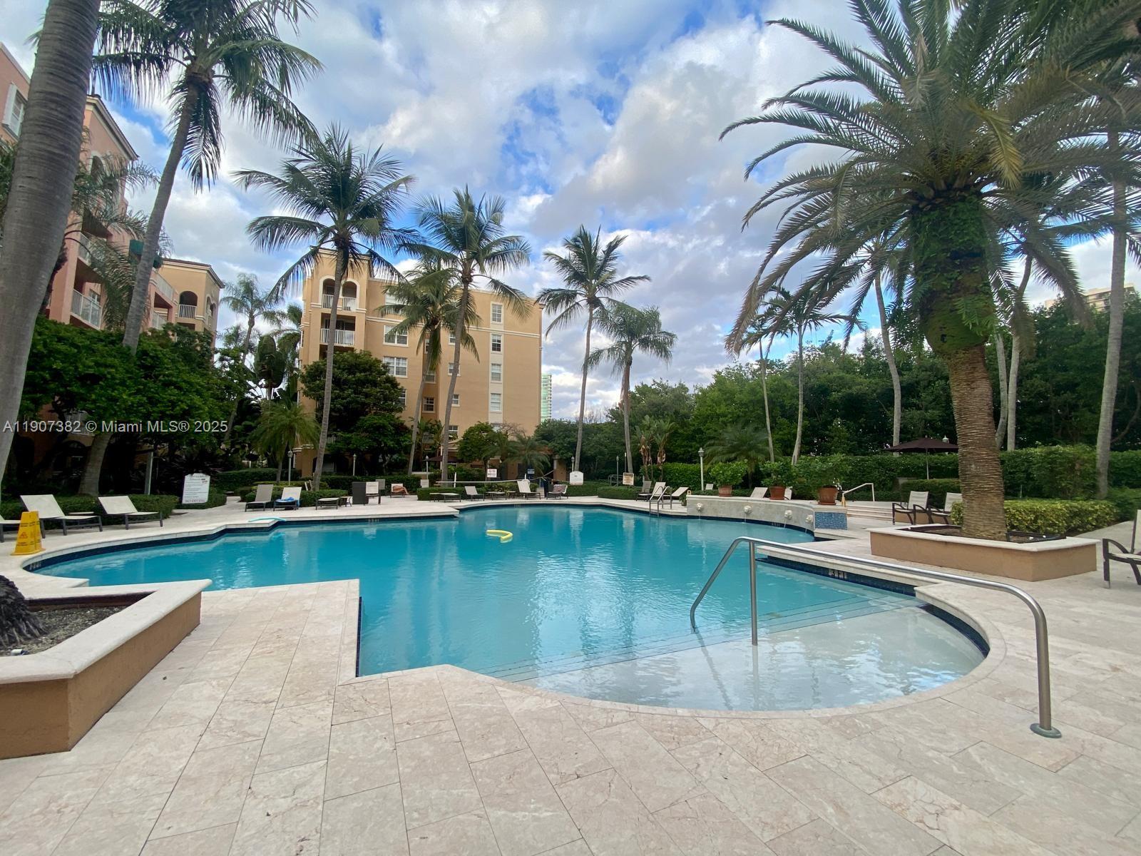 THE YACHT CLUB AT AVENTUR - Residential