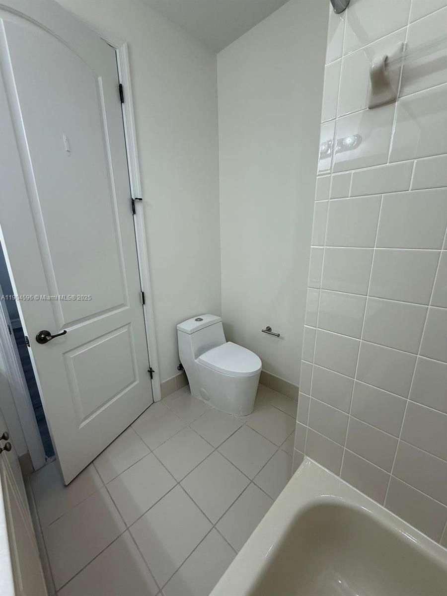 MEADOW PINES - Residential Lease