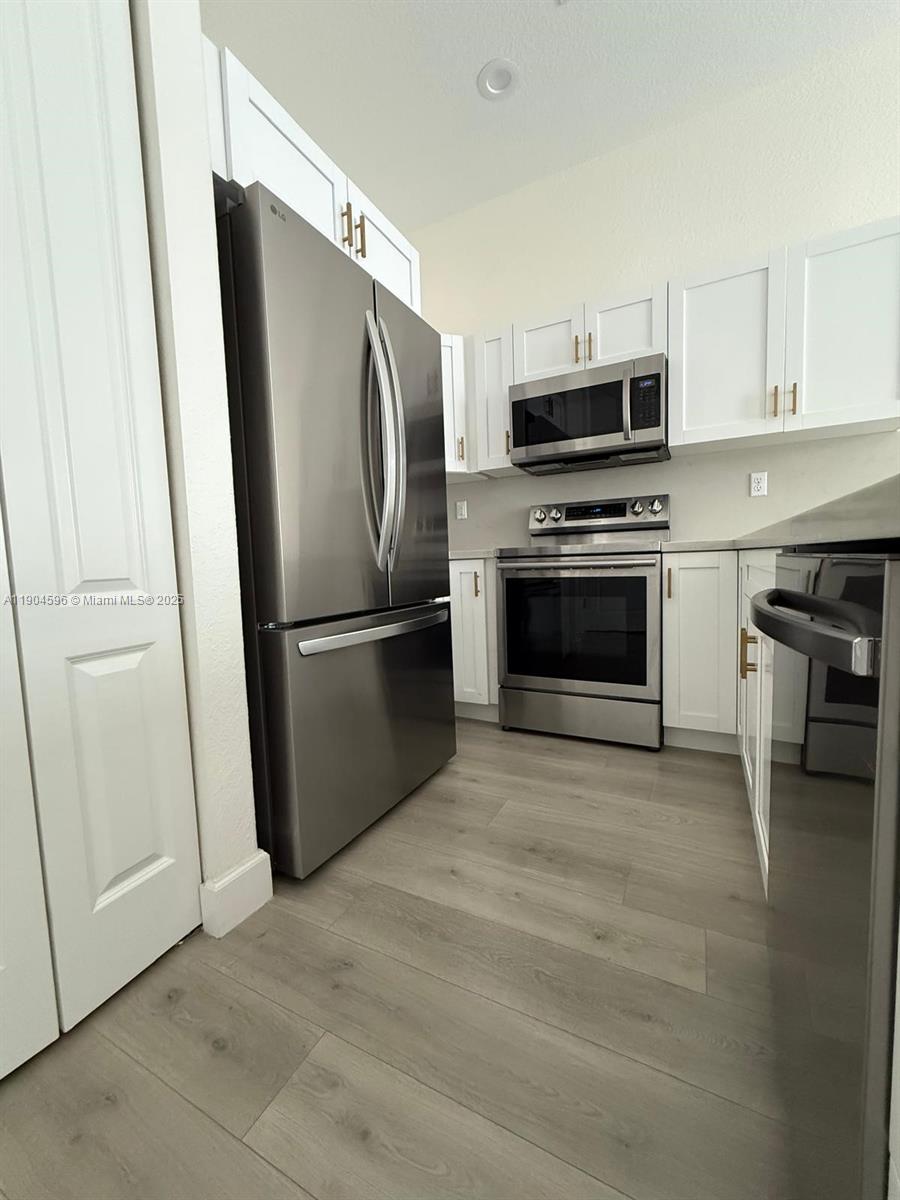 MEADOW PINES - Residential Lease