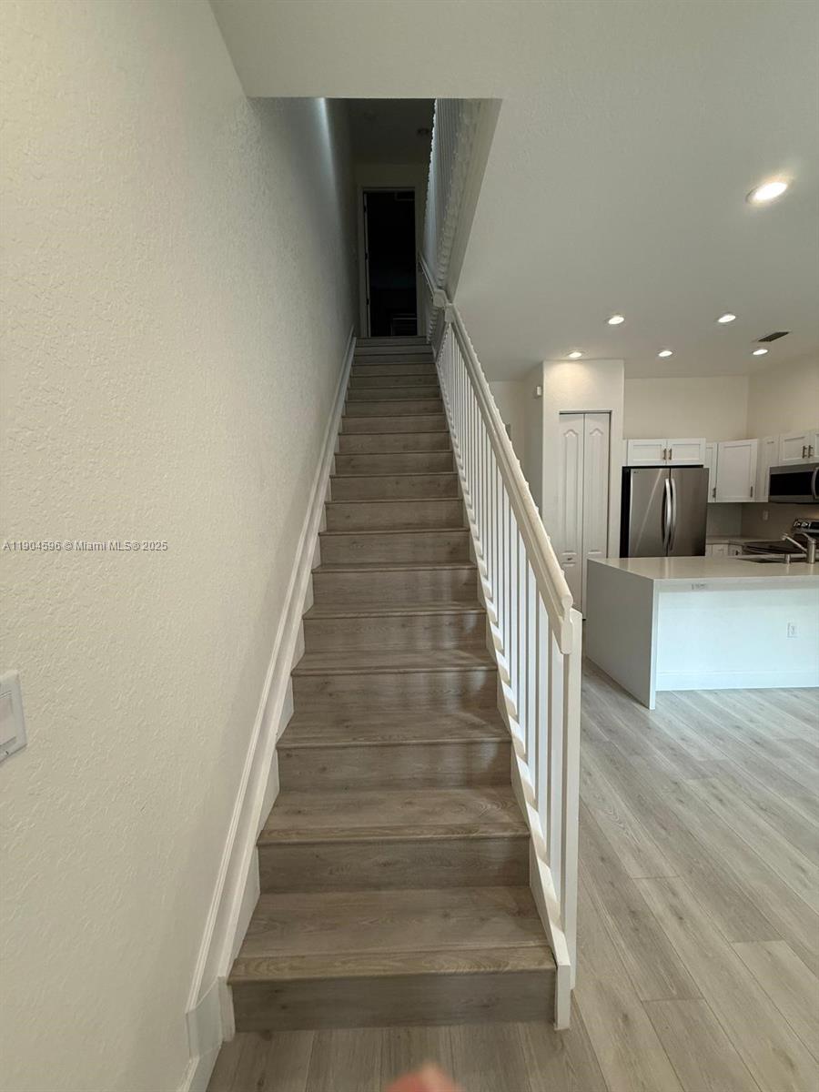 MEADOW PINES - Residential Lease