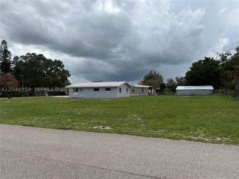 Tiny photo for 217 Palmetto St, Lake Placid, FL 33852 (MLS # A12044354)