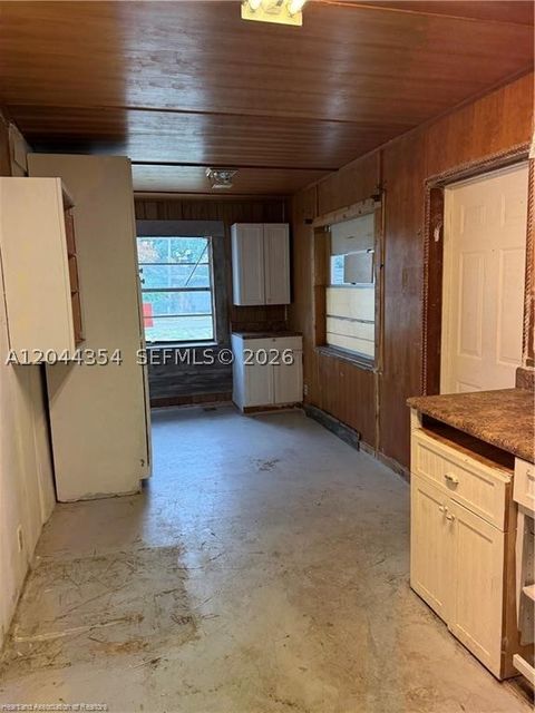 Tiny photo for 217 Palmetto St, Lake Placid, FL 33852 (MLS # A12044354)